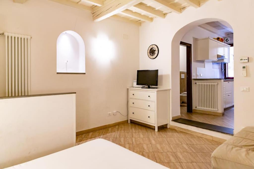 Lovely Portion Of Property Few Steps From Basilica Santa Croce Florence Luaran gambar
