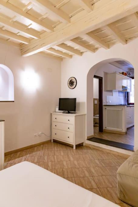 Lovely Portion Of Property Few Steps From Basilica Santa Croce Florence Luaran gambar